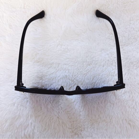 Giselle Black Oversized Cat Eye Sunglasses - Picture 4 of 11